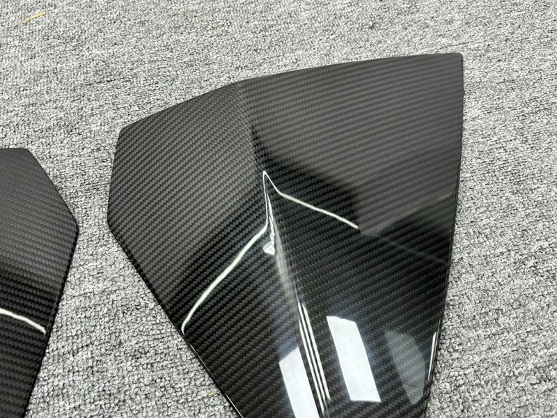 High Quality Fast Delivery Whole Sale Price Dry Carbon Fiber Rear Hood Trim Body Kits for Aventador Lp700-4